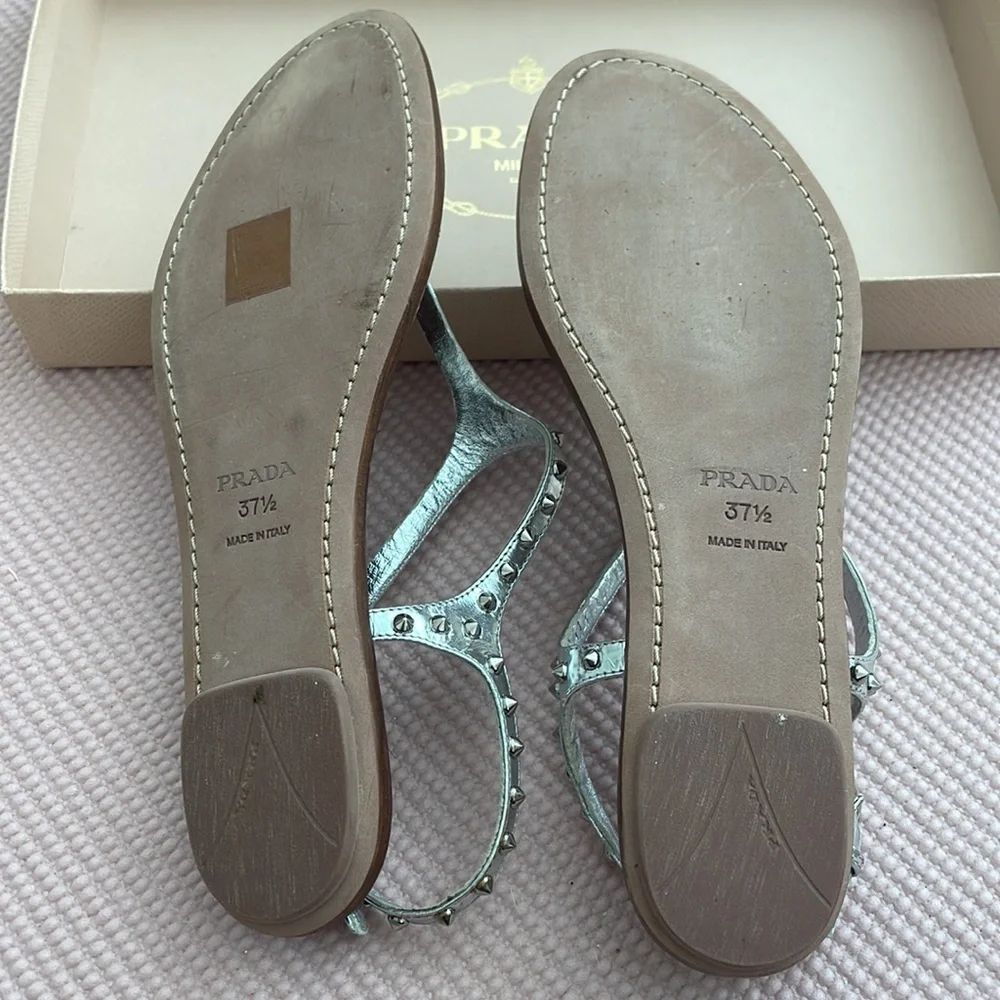 Prada silver leather sandals - Picture 3 of 5